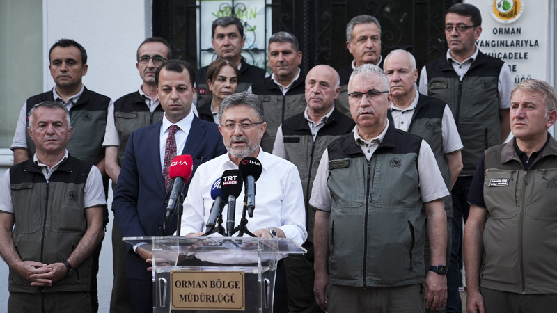 Bakan Yumaklı duyurdu: Bugün Türkiye'de 67 yangın çıktı