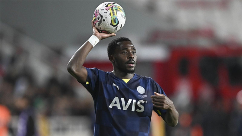 Beşiktaş Başkanı Serdal Adalı, Osayi-Samuel'in transferini durduklarını açıkladı