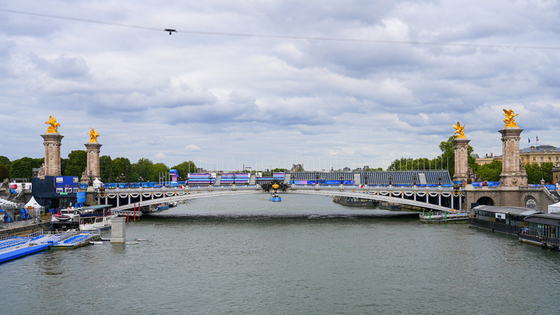 Paris'in ünlü nehrinde artık yüzülebilecek