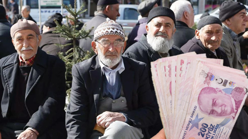 Emekli milyonlara ek ödeme müjdesi! Kuruşu kuruşuna hesaplandı! İşte 26 formülü