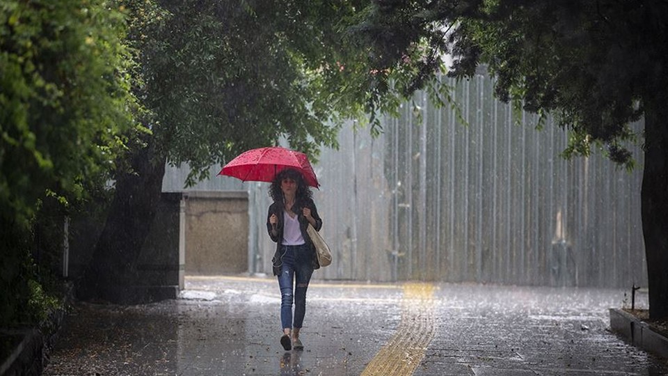 Meteoroloji gök gürültülü sağanak yağış için uyardı!