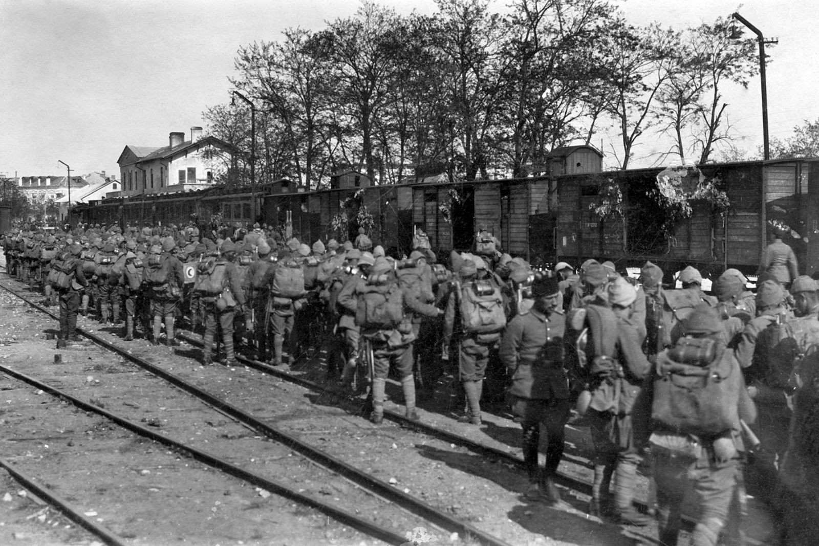 Çanakkale Zaferi'nin 107. yıl dönümünde tarihi fotoğraflar savaş ruhunu yansıtıyor 13 Çanakkale Zaferi'nin 107. yıl dönümü! Tarihi fotoğraflar - Resim: 14