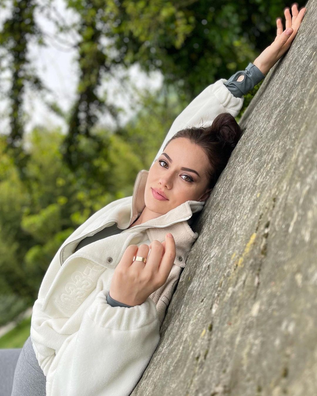 Fahriye Evcen ile Burak Özçivit çiftinin ikinci bebeklerinin cinsiyeti belli oldu - Resim: 5