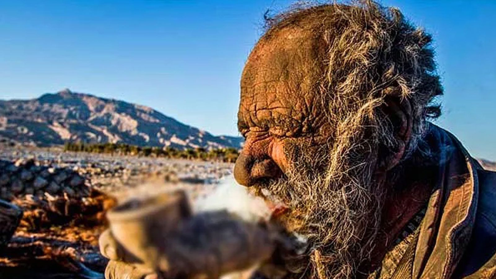 Dünya onu konuşmuştu! 70 yıldır yıkanmayan adam, yıkandıktan sonra öldü - Resim: 3