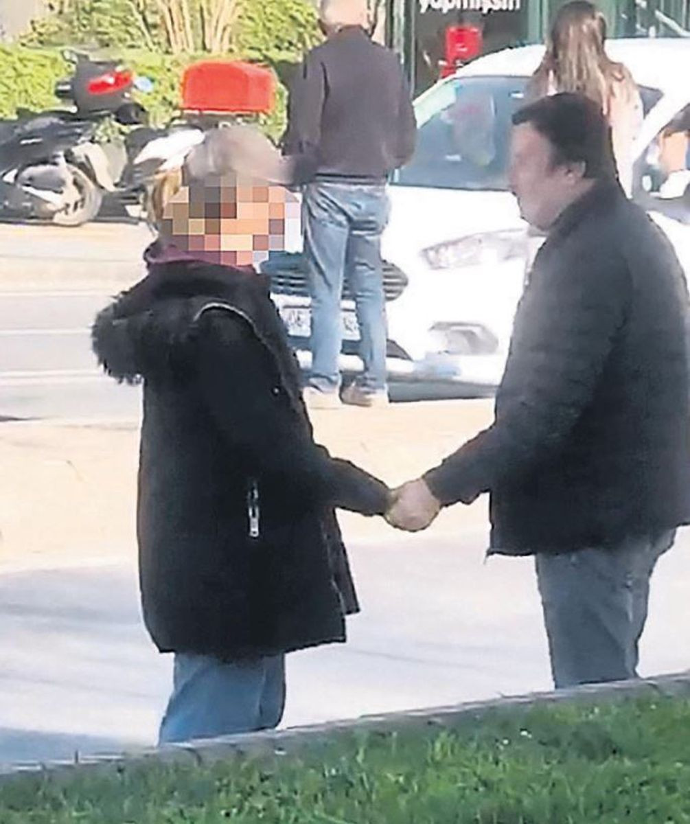 Selami Şahin ile ilgili şoke eden iddia! Yoldan geçen kadınları ofisine davet ediyor! - Resim: 5