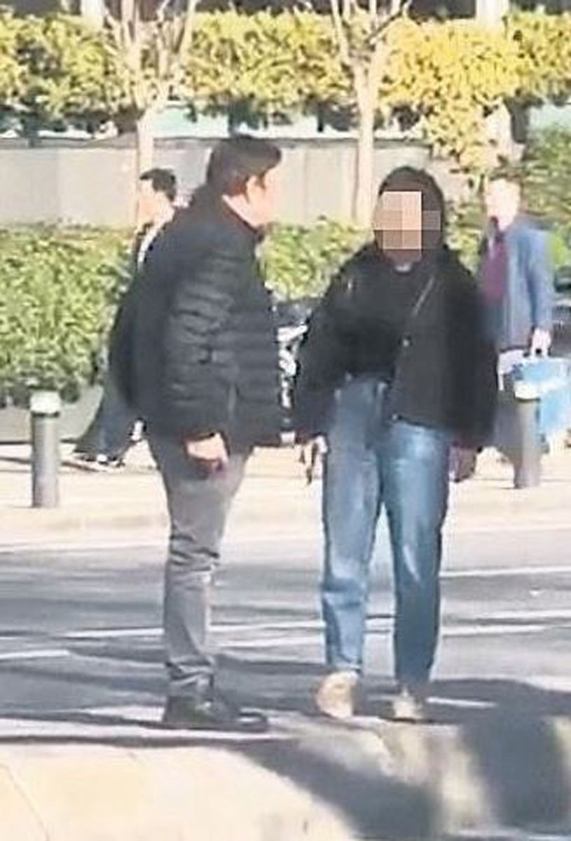 Selami Şahin ile ilgili şoke eden iddia! Yoldan geçen kadınları ofisine davet ediyor! - Resim: 6