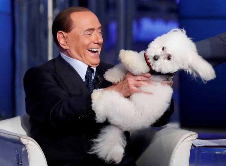 Yıllar önce Türkiye'ye gelmişti! Berlusconi'nin birbirinden ilginç hayat hikayesi ve fotoğrafları - Resim: 13