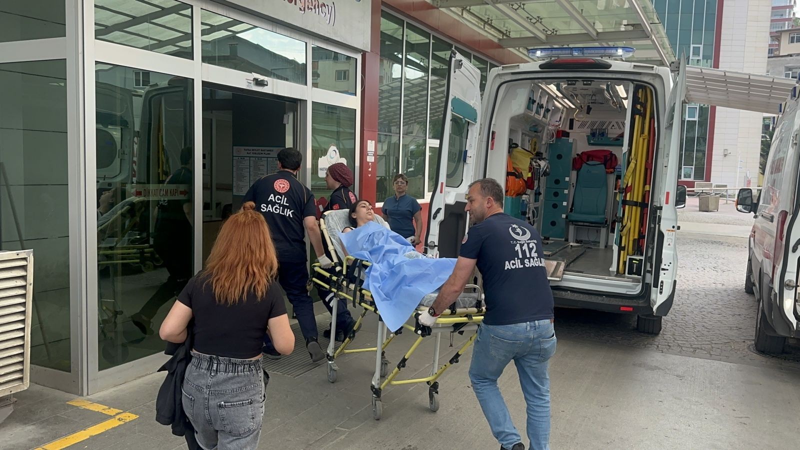 Ankara’dan Gürcistan'a giden folklor kafilesi yemekten zehirlendi: 46 kişi hastaneye kaldırıldı - Resim: 4