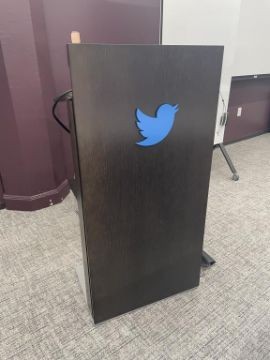 Elon Musk, Twitter’ın ofis eşyalarını açık artırmayla satıyor - Resim: 7