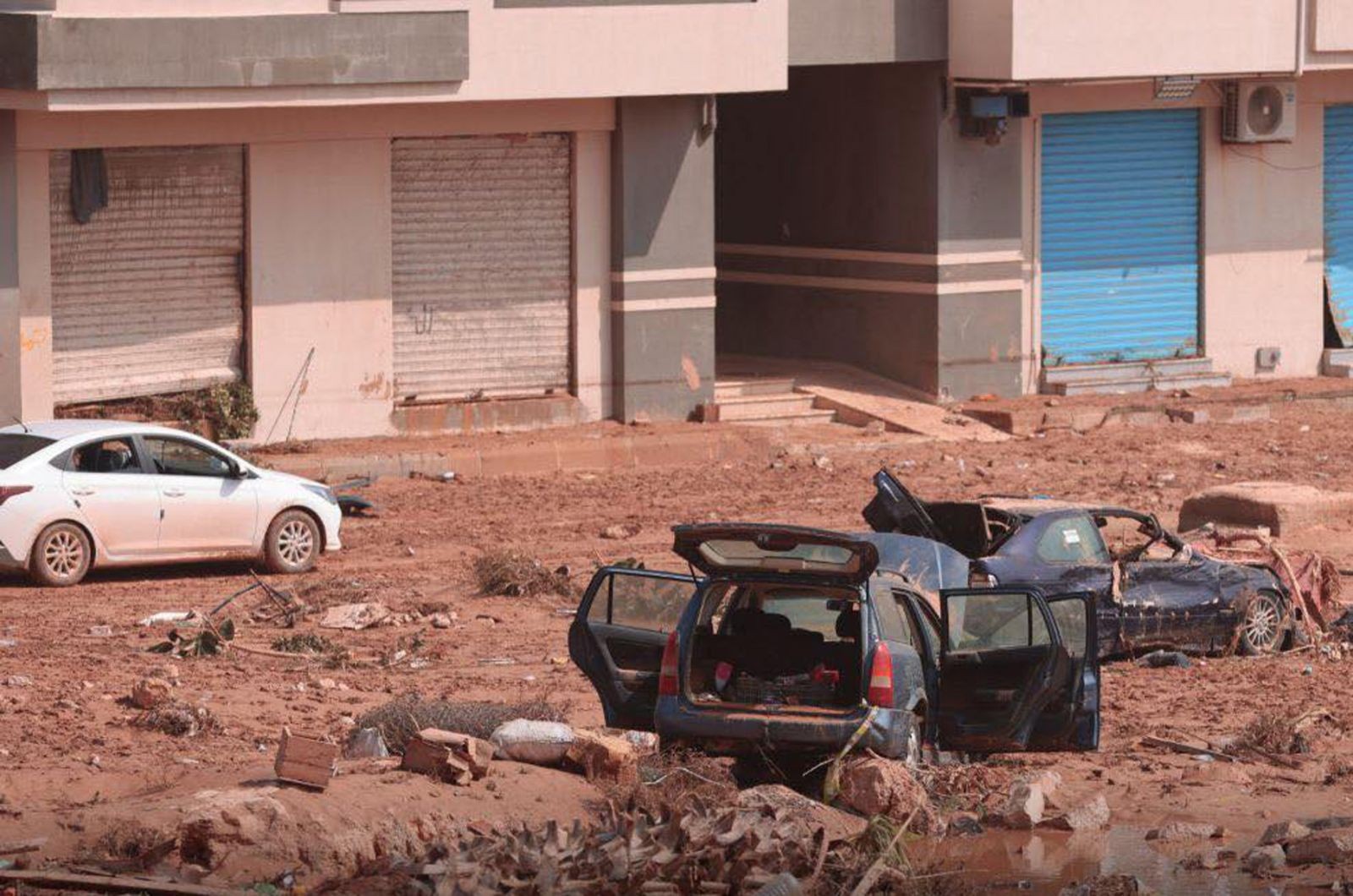 Libya'da sel felaketinden yeni fotoğraflar dehşete düşürdü - Resim: 8