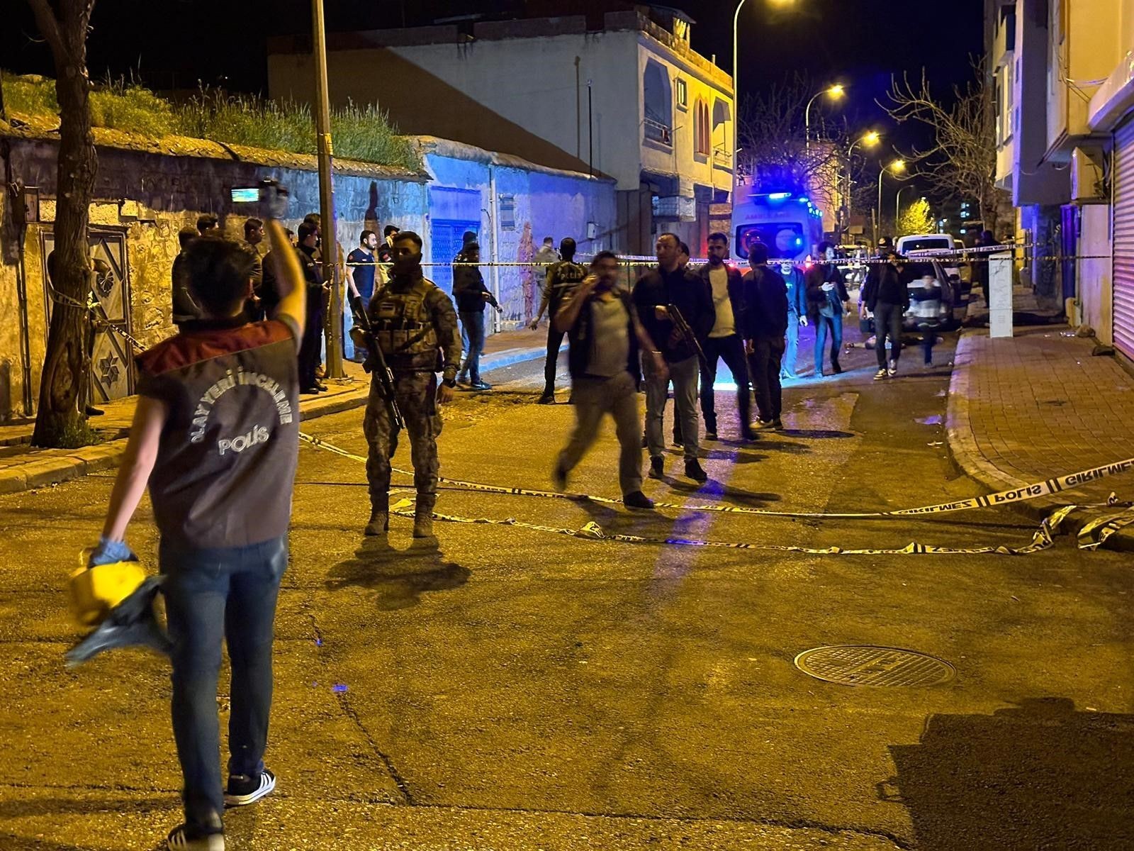 Şanlıurfa'da kan donduran olay: Akraba ailelerin kavgasında 2 kardeş vurularak can verdi - Resim: 3