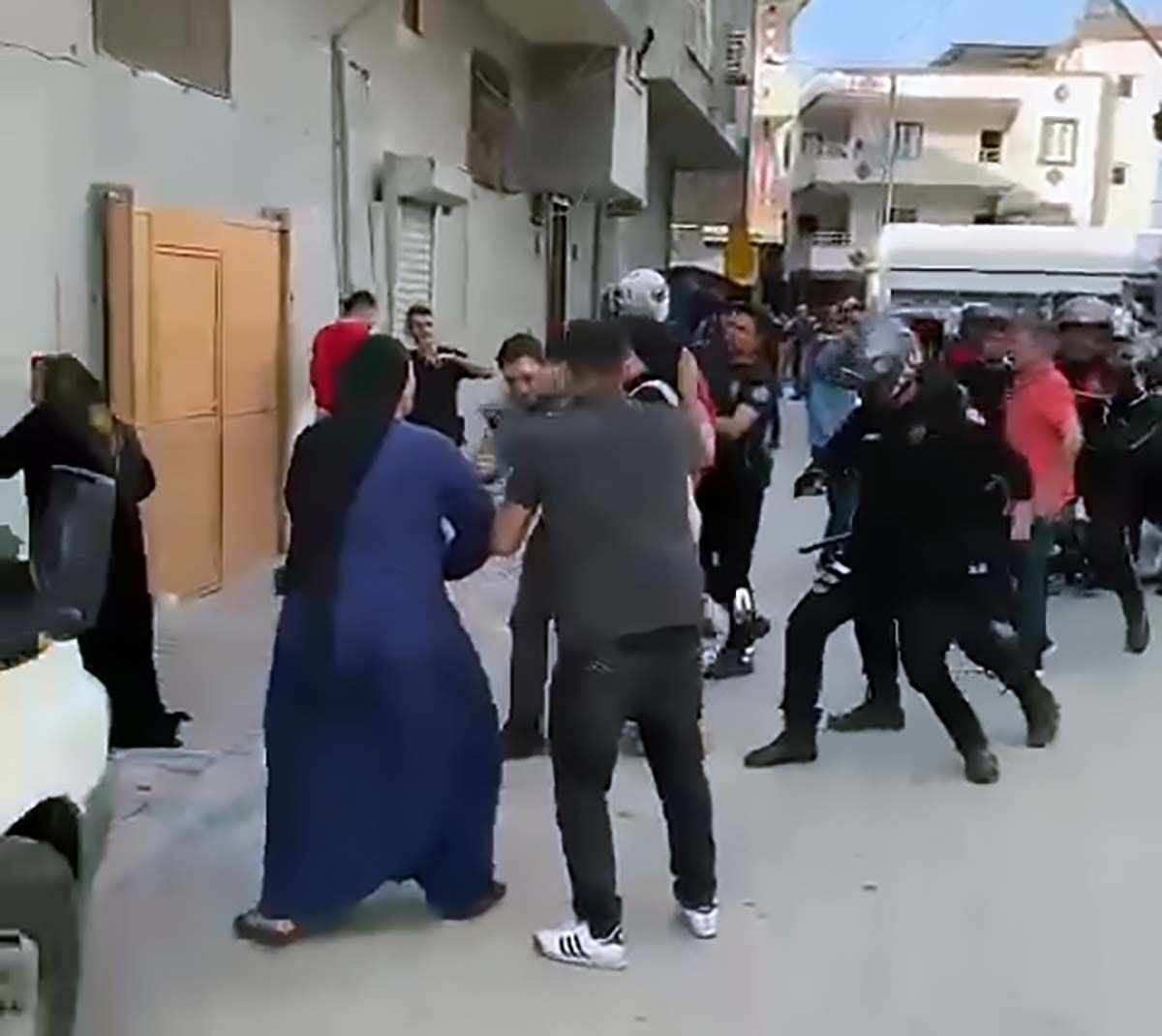 Mazbata savaşı... Seçimde ikinci olan koltuğa oturdu, ortalık karıştı - Resim: 3