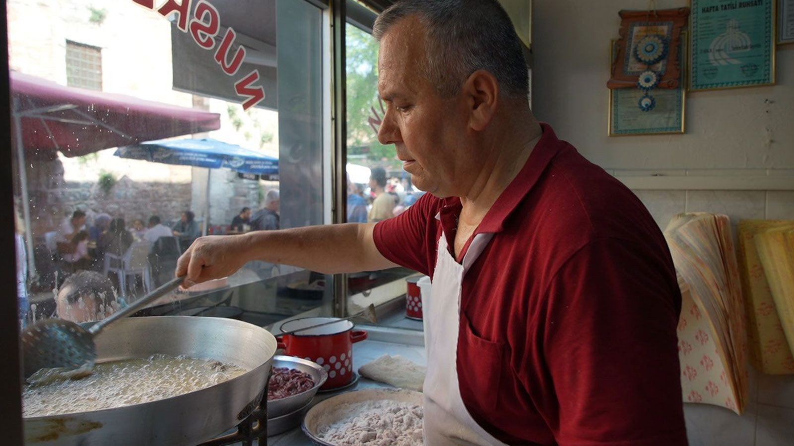 Yüzlerce insan bu lezzet için kuyruğa girdi - Resim: 2