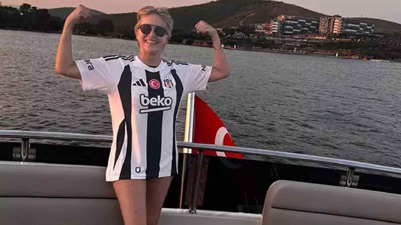 Bodrum'da tatil yapan dünyaca ünlü oyuncu Sharon Stone kaza geçirdi! - Resim: 5