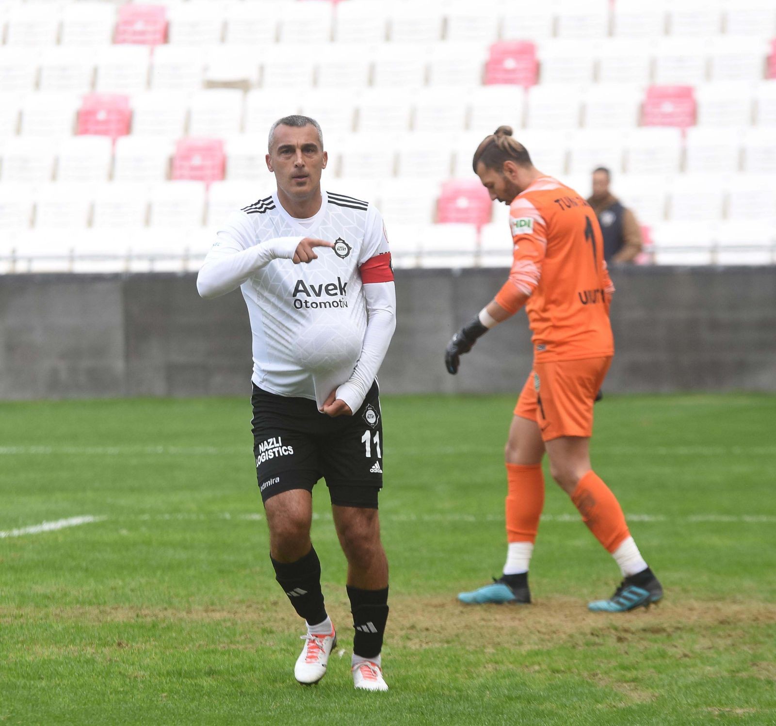 Futbolu bırakmıştı, geri döndü! Hem de ne dönüş, Altay 43'lük golcüsüyle coşuyor! - Resim: 4