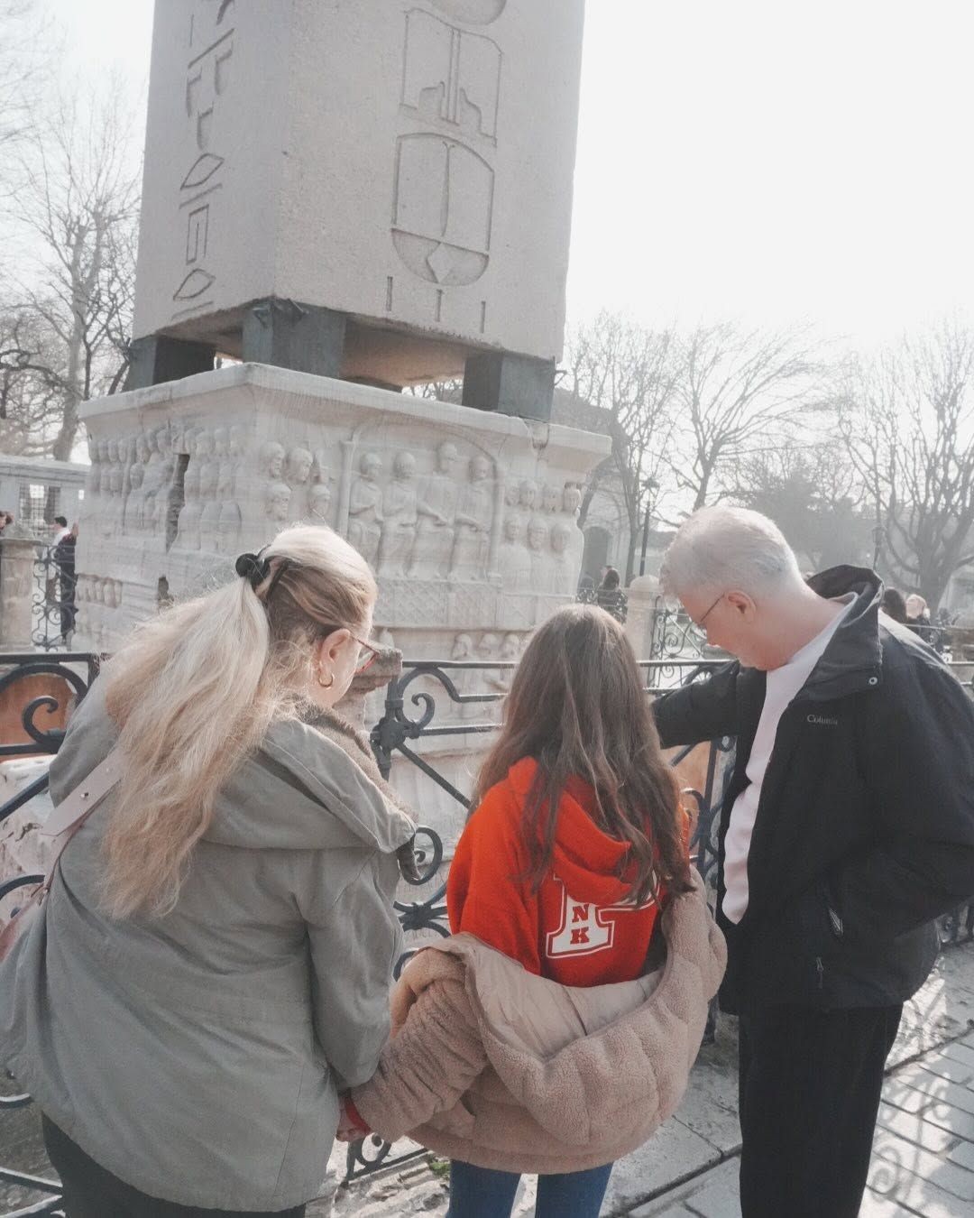 Şeyma Subaşı İstanbul turuna çıktı! Hürrem çayı dikkat çekti - Resim: 4