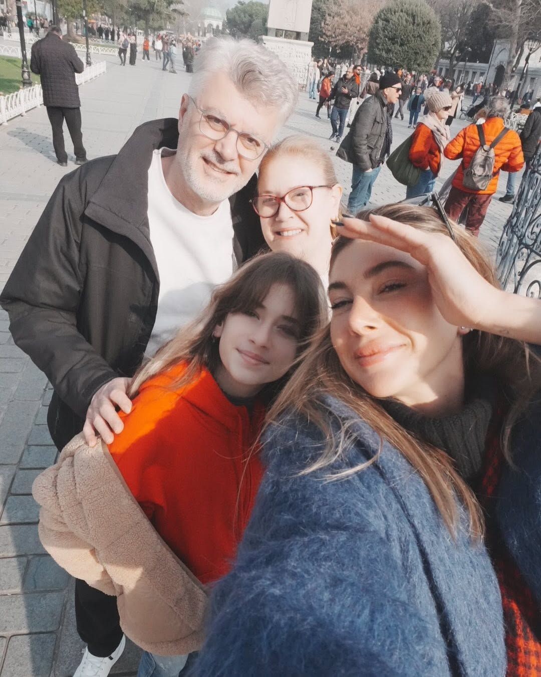 Şeyma Subaşı İstanbul turuna çıktı! Hürrem çayı dikkat çekti - Resim: 3