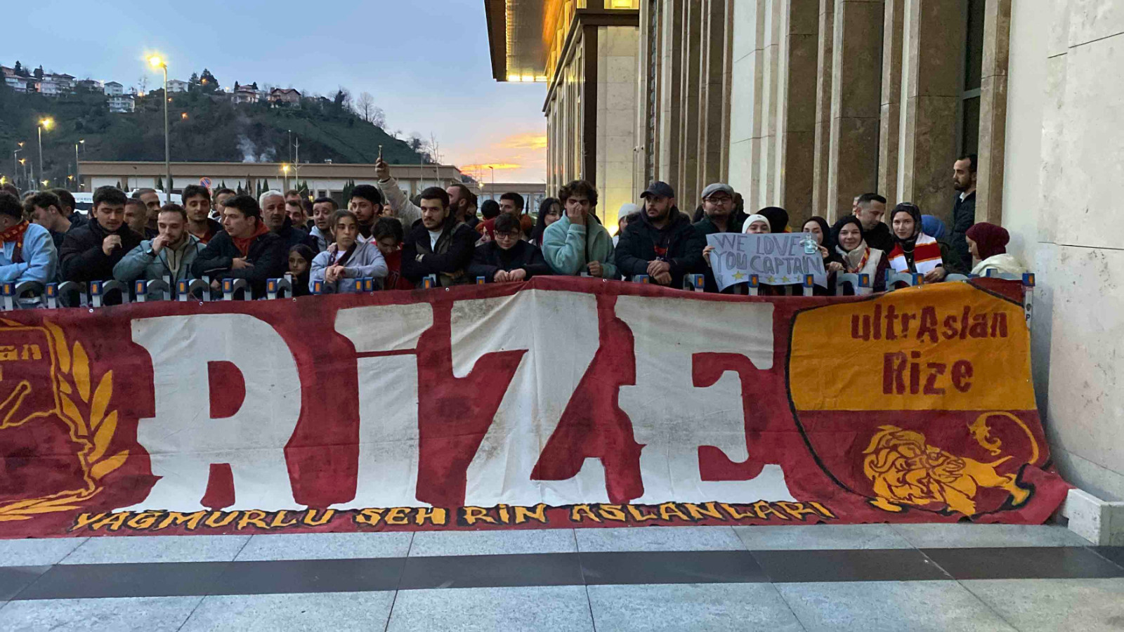 Galatasaray kafilesi, Rize’ye ulaştı
