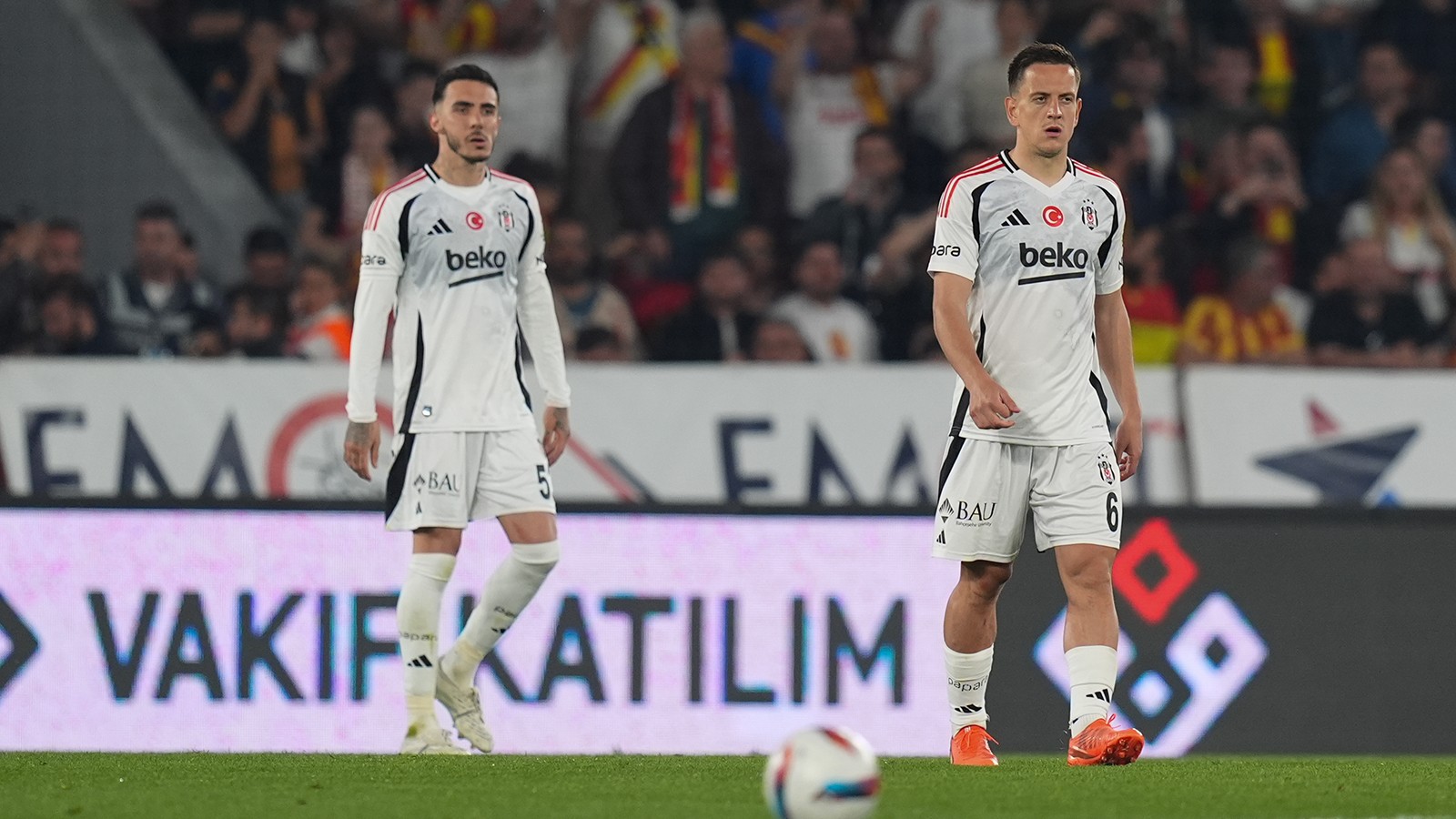 Beşiktaş'ın ligdeki kan kaybı sürüyor thumbnail