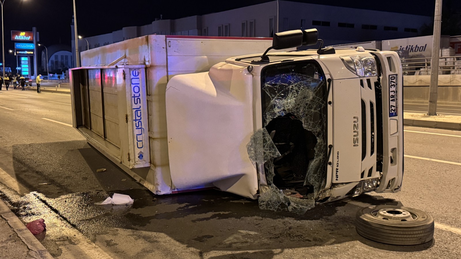 Kahramanmaraş'ta kamyonet ile otomobil çarpıştı: 1 yaralı thumbnail