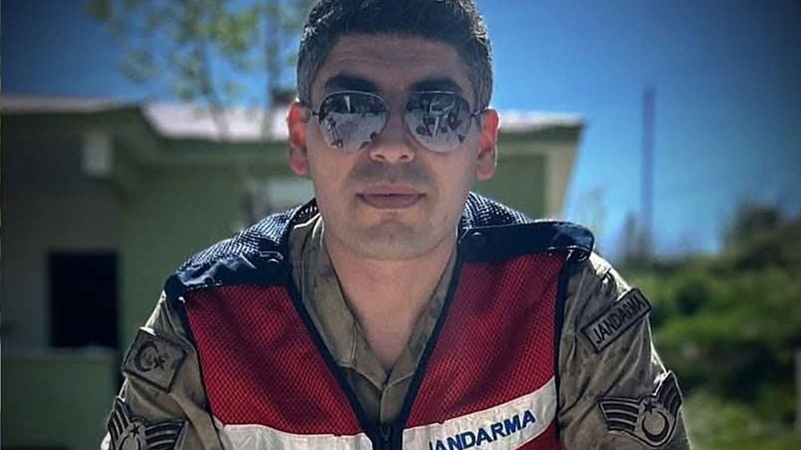Tunceli’de görevli jandarma astsubay şehit oldu thumbnail