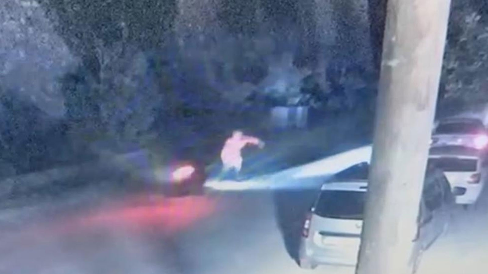 Marmaris’te göçmen kaçakçılığı operasyonu: Motosikletle polise çarpıp kaçtılar thumbnail
