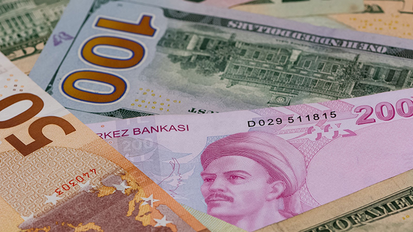 Dolar ve Euro güne nasıl başladı? thumbnail