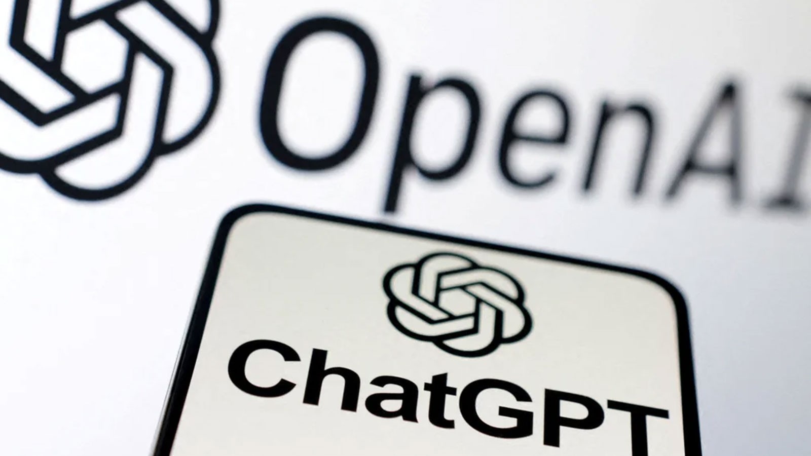 OpenAI, 'yalakalık yapan' ChatGPT güncellemesini geri çekti