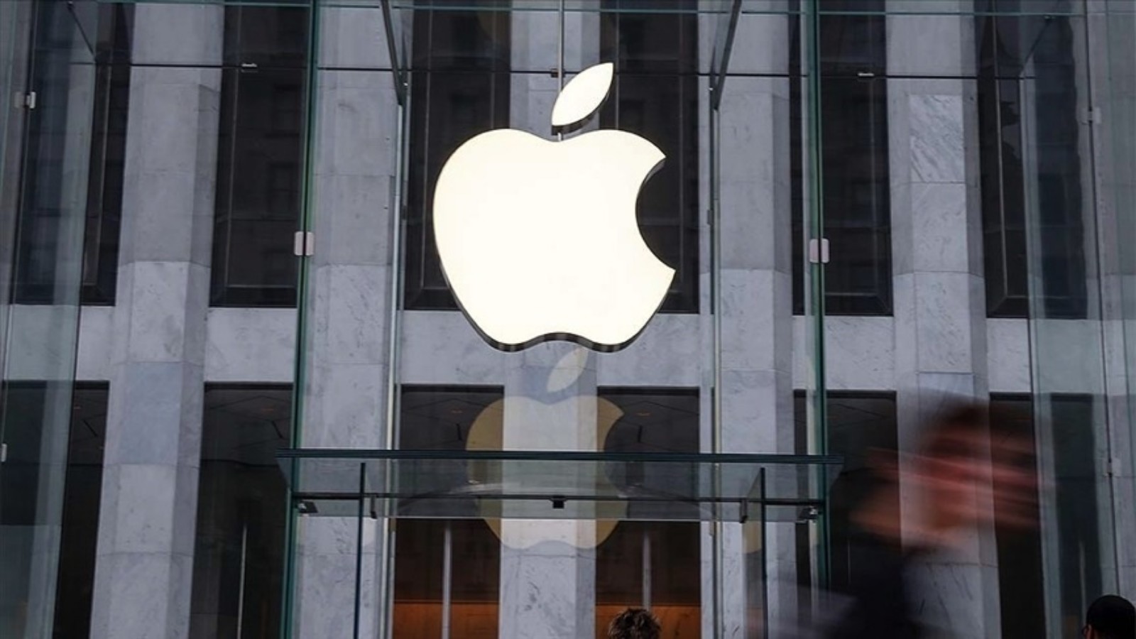 Apple'ın geliri ilk çeyrekte artış gösterdi