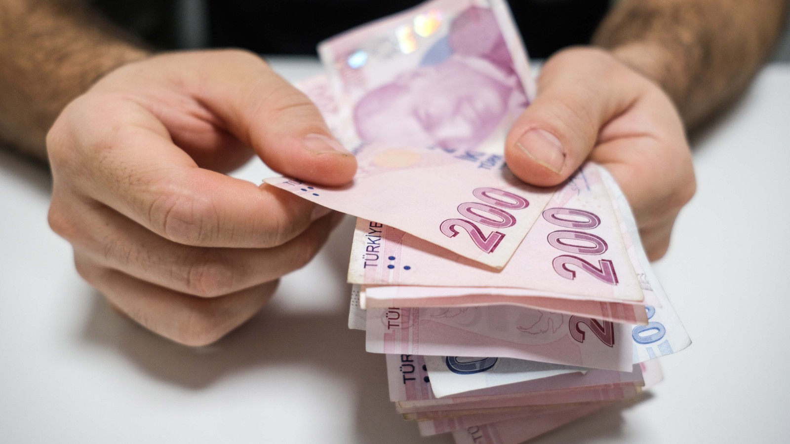 Bakan açıkladı... 3.1 milyar lira bugün hesaplara yatıyor