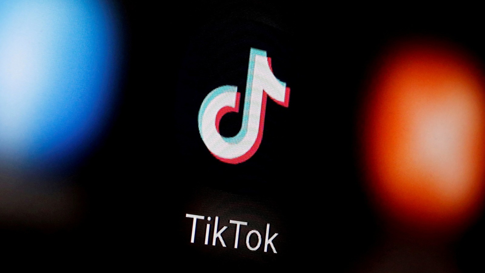 Bakan Uraloğlu, TikTok'un Türkiye üst düzey yetkilisi ile görüştü