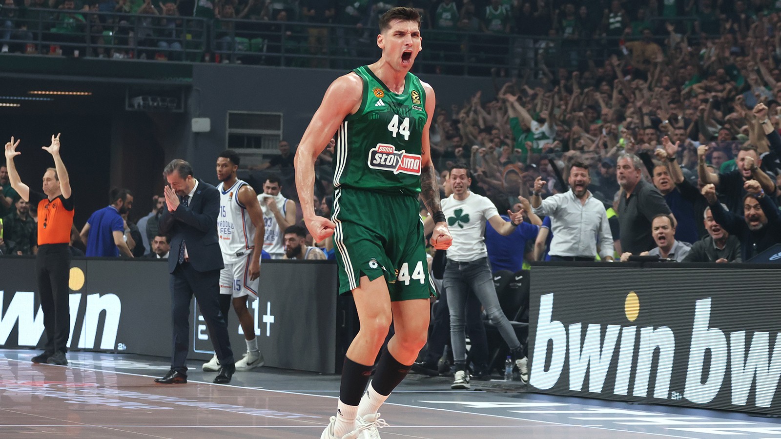 Anadolu Efes'i deviren Panathinaikos, Final Four'da Fenerbahçe Beko'nun rakibi oldu