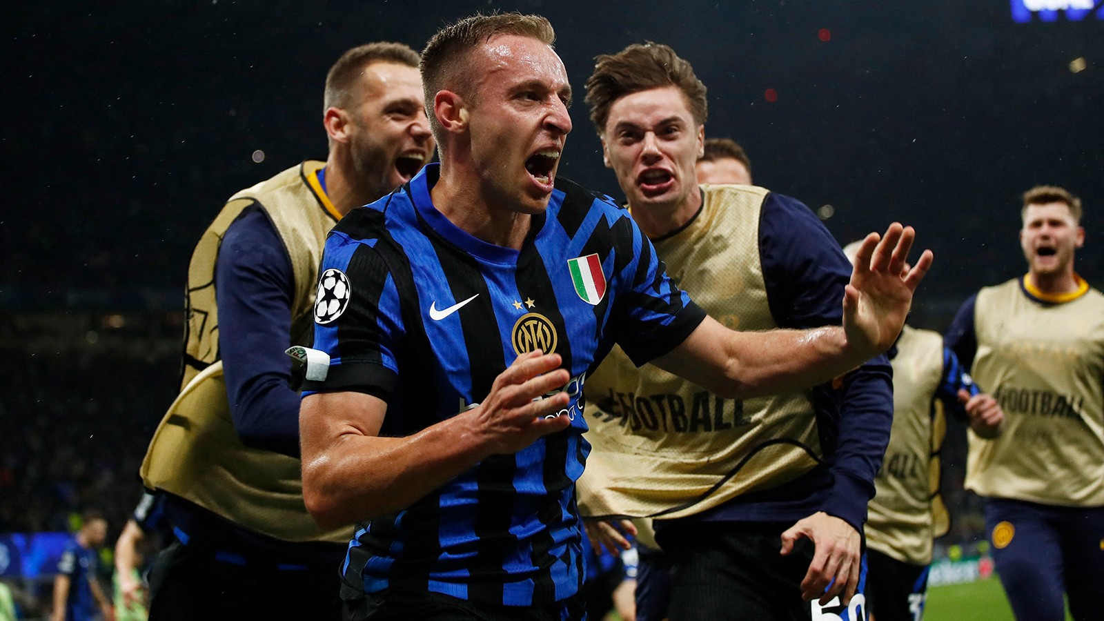 Şampiyonlar Ligi'nde uzun yıllar unutulmayacak maç! Hakan Çalhanoğlu önderliğindeki Inter final biletini kaptı