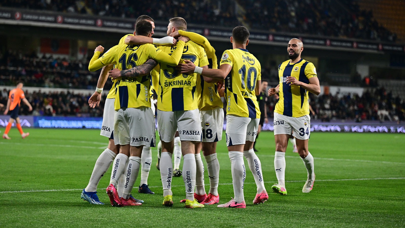 Fenerbahçe, Başakşehir karşısında zorlanmadı