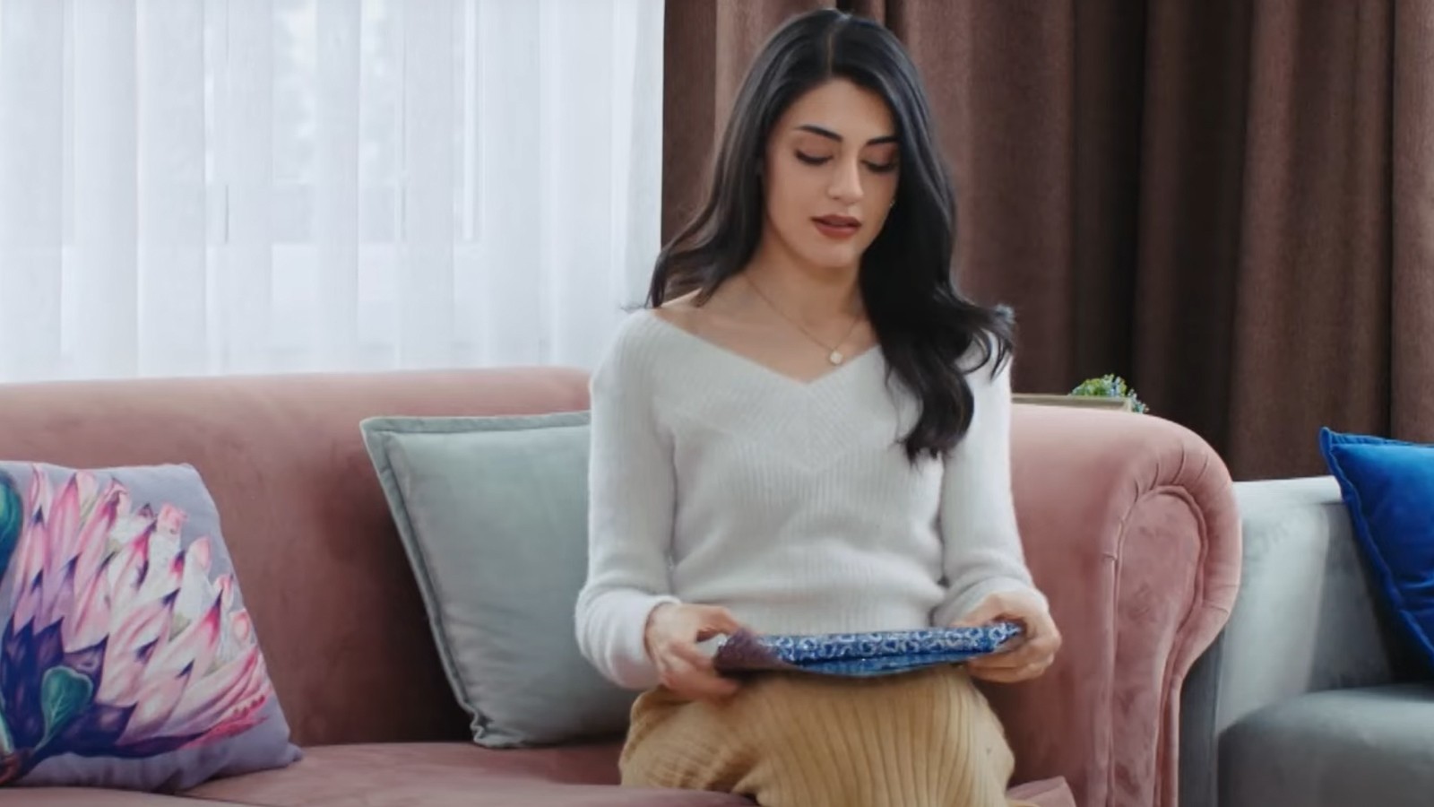 Gelin dizisi yeni bölüm izle! Kanal 7 Gelin dizisi 200. bölüm izle