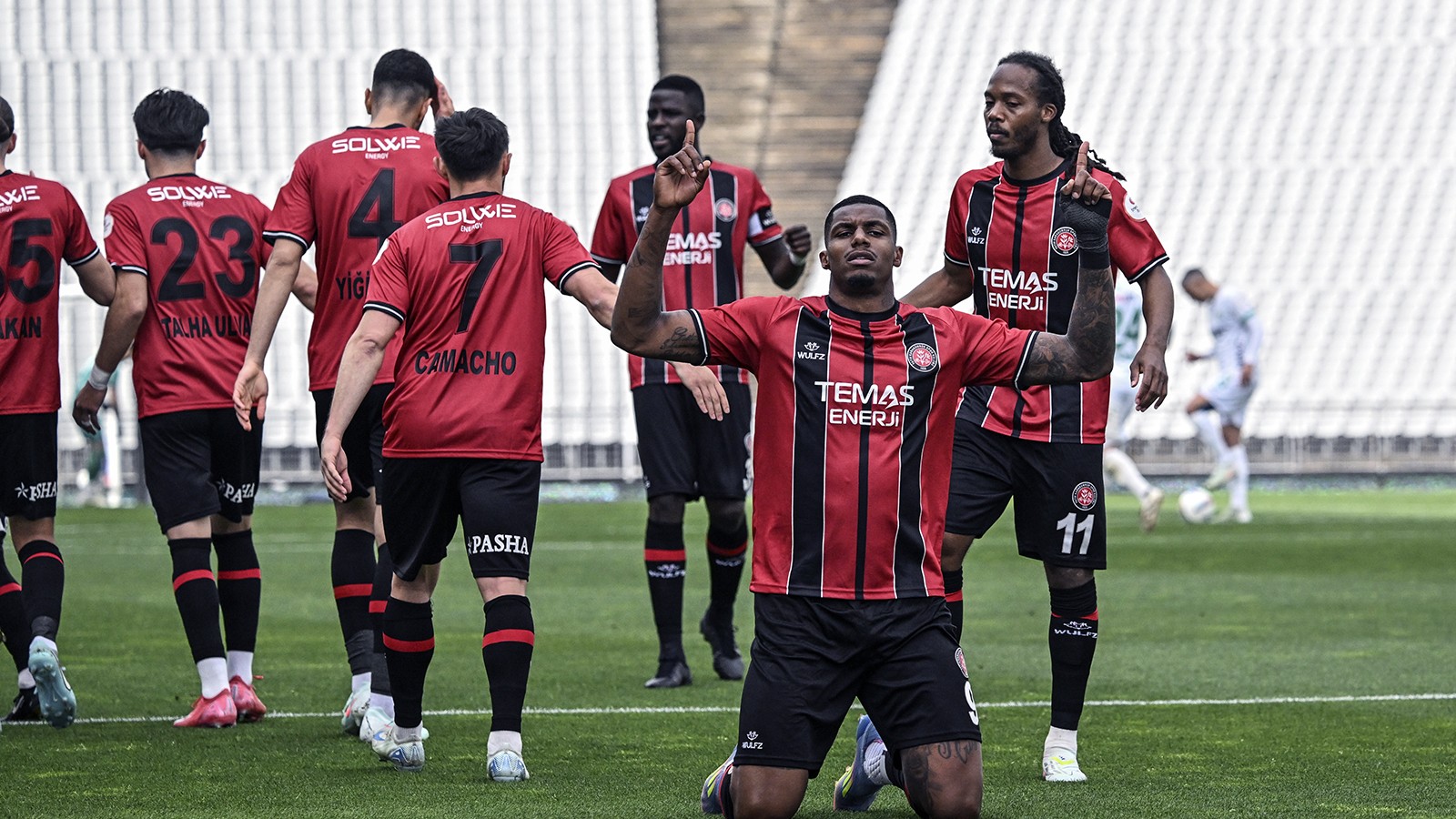 Fatih Karagümrük, Süper Lig yolunda play-off final biletini aldı