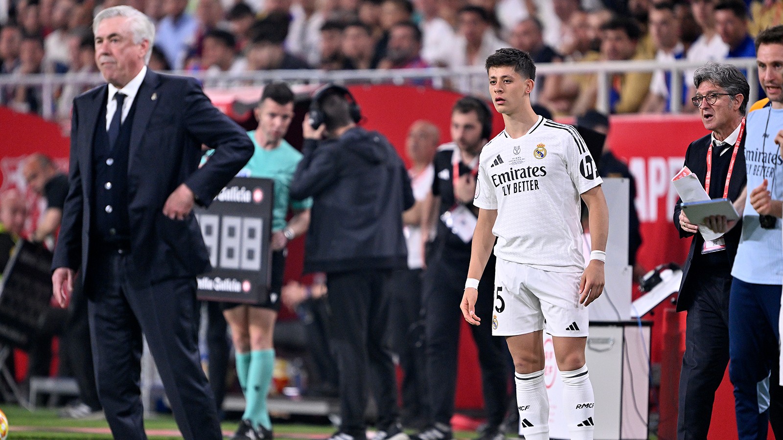 Carlo Ancelotti kafaları karıştırdı, Arda Güler 'El Clasico'da yedek mi?