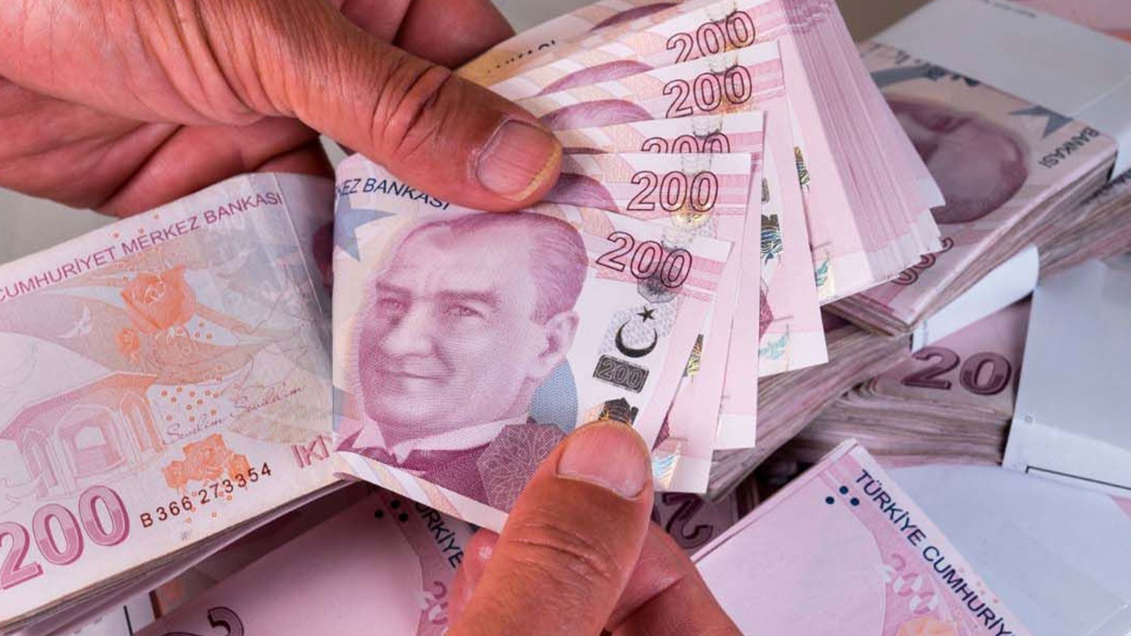 Teklif Meclis'e sunuldu: Milyonlarca emekli aylıklarının hesaplanmasında değişiklik!