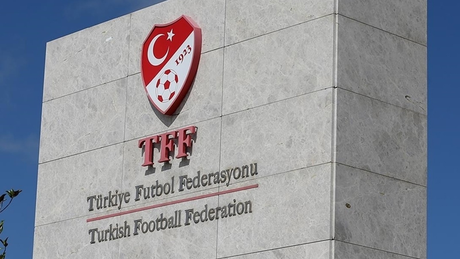 TFF'den 2025-2026 sezonu için yabancı futbolcu kuralında değişikliği kararı