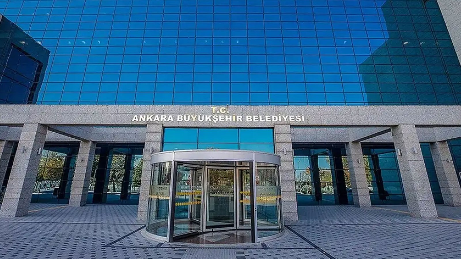 Ankara Büyükşehir Belediyesi Mezarlıklar Dairesi Başkanı Bozan istifa etti thumbnail