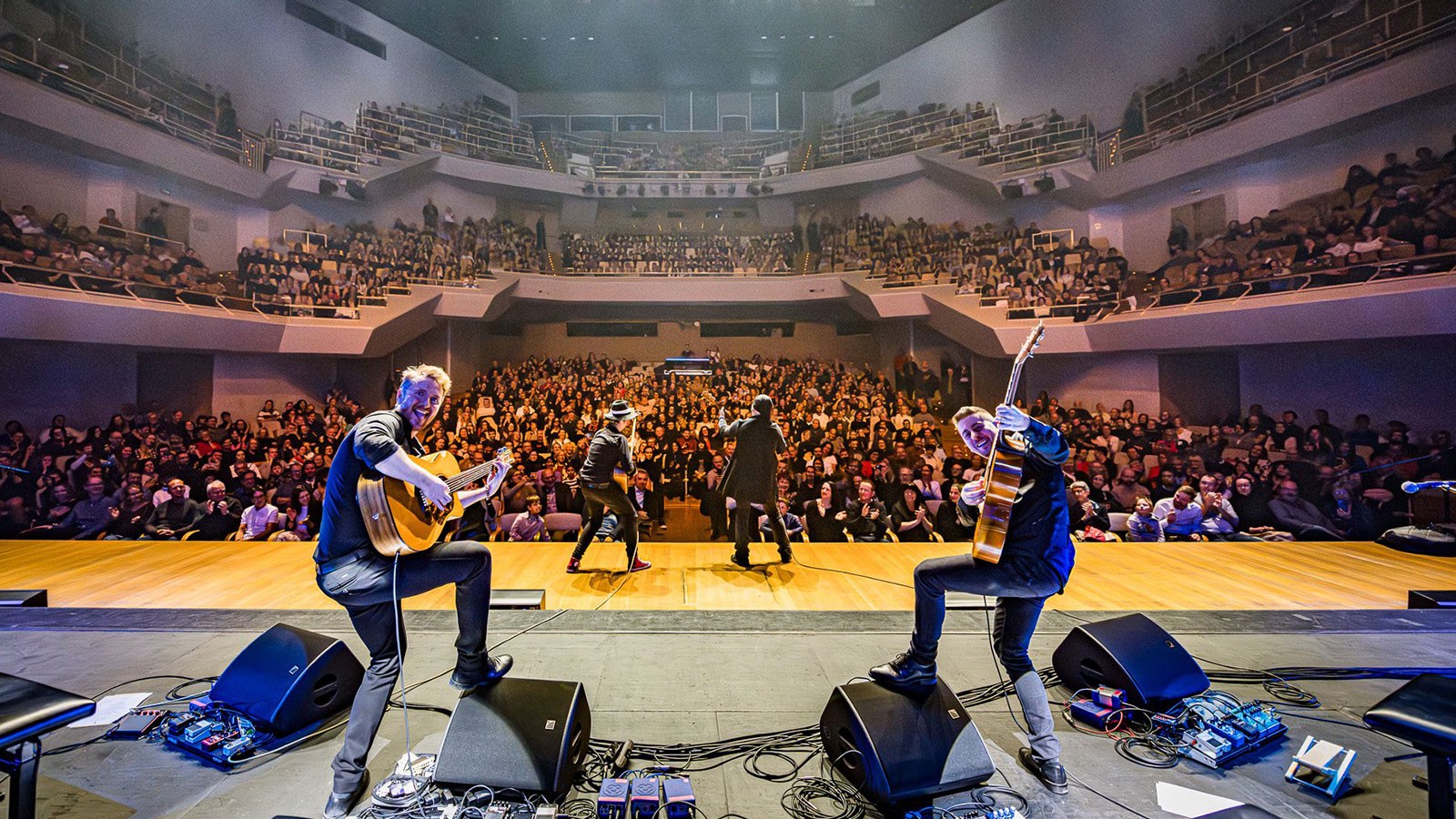 '40 Fingers' İstanbul'da ilk kez müzikseverlerle buluşacak