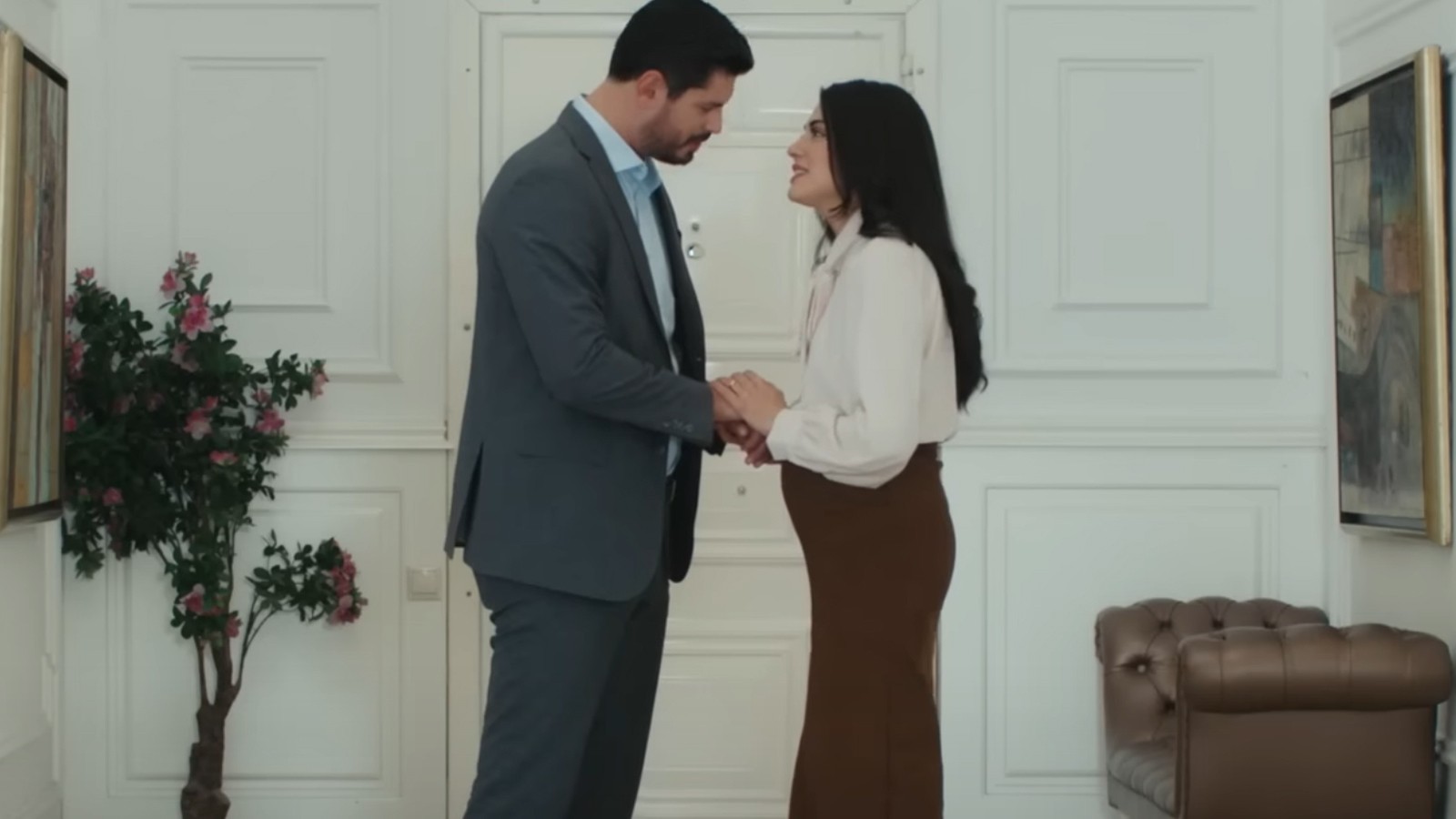 Gelin dizisi yeni bölüm izle! Kanal 7 Gelin dizisi 207. bölüm izle