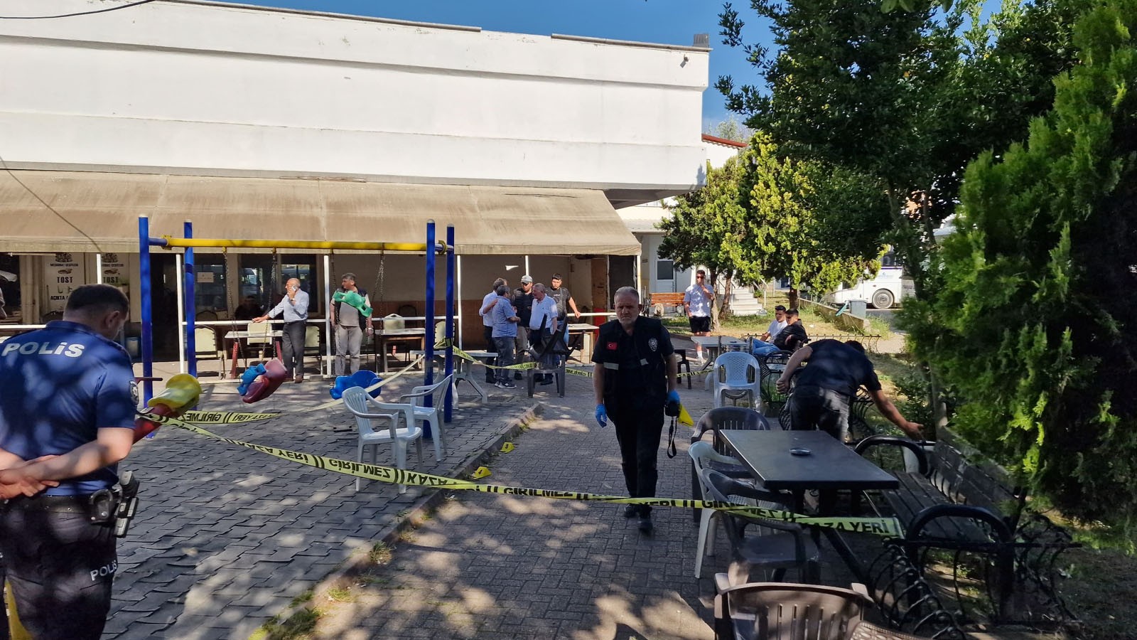 Otobüs şoförlerinin silahlı 'küfür' kavgasında kan aktı thumbnail