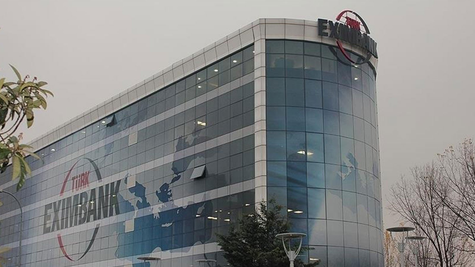 Türk Eximbank 1 milyar dolar kredi sağladı