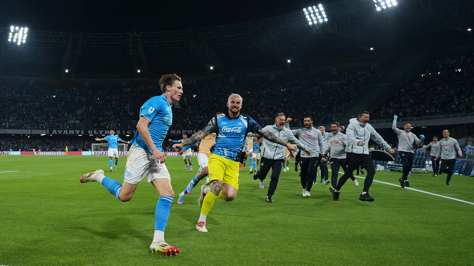 İtalya Serie A’da şampiyon Napoli