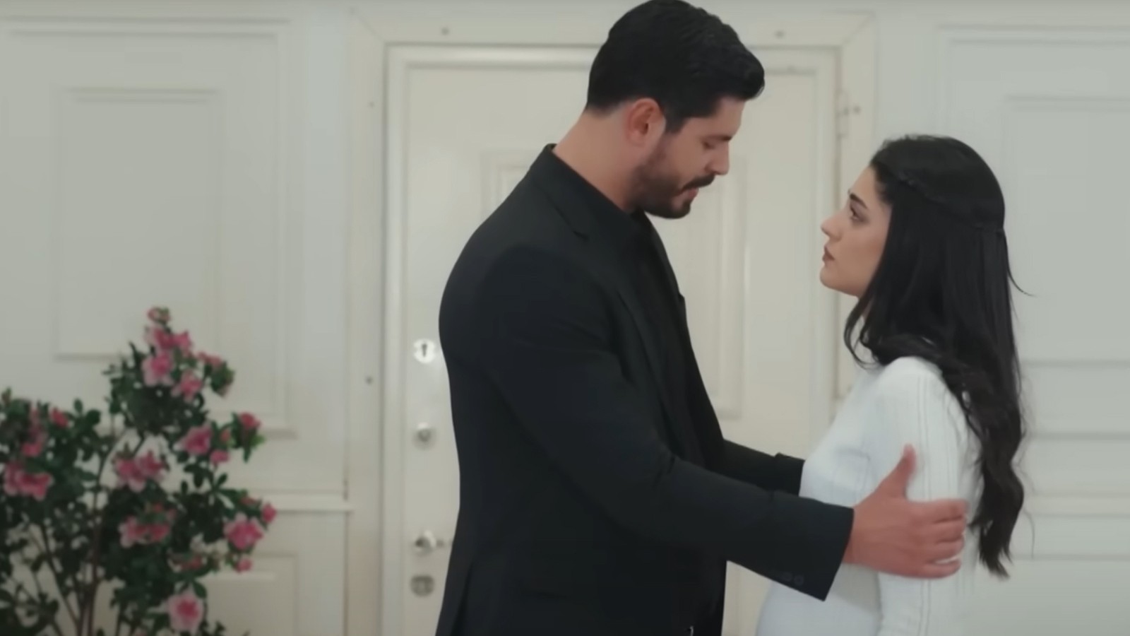 Gelin dizisi yeni bölüm izle! Kanal 7 Gelin dizisi 211. bölüm izle