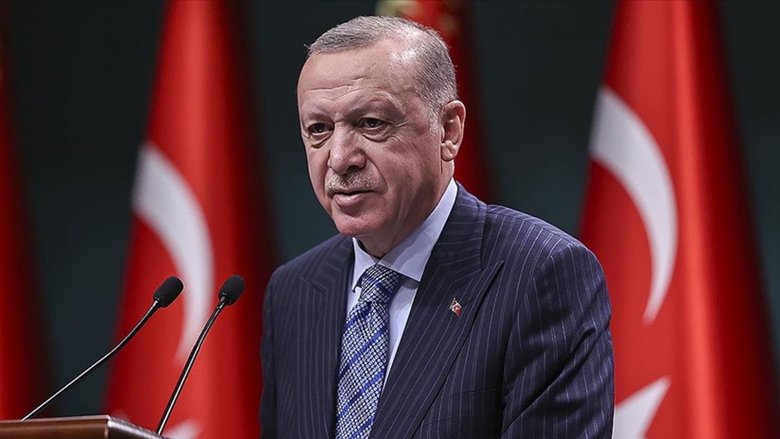 Cumhurbaşkanı Erdoğan'dan Osman Gazi doğal gaz üretim platformuna ilişkin paylaşım thumbnail