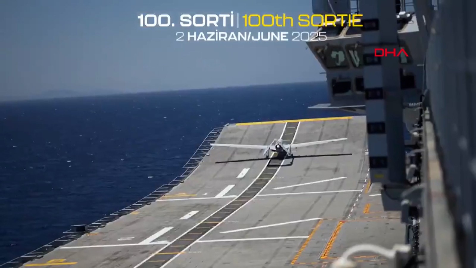 Bayraktar TB3, TCG Anadolu'da 100'üncü sortisini tamamladı thumbnail