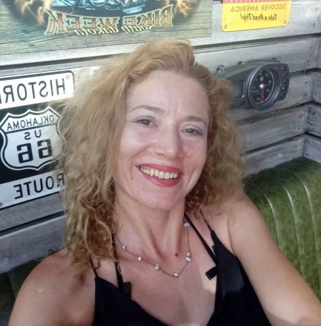 Ünlü oyuncu Şişli'de ortalığı birbirine kattı! Bir gecede 5 araca hasar verdi! - Resim : 1