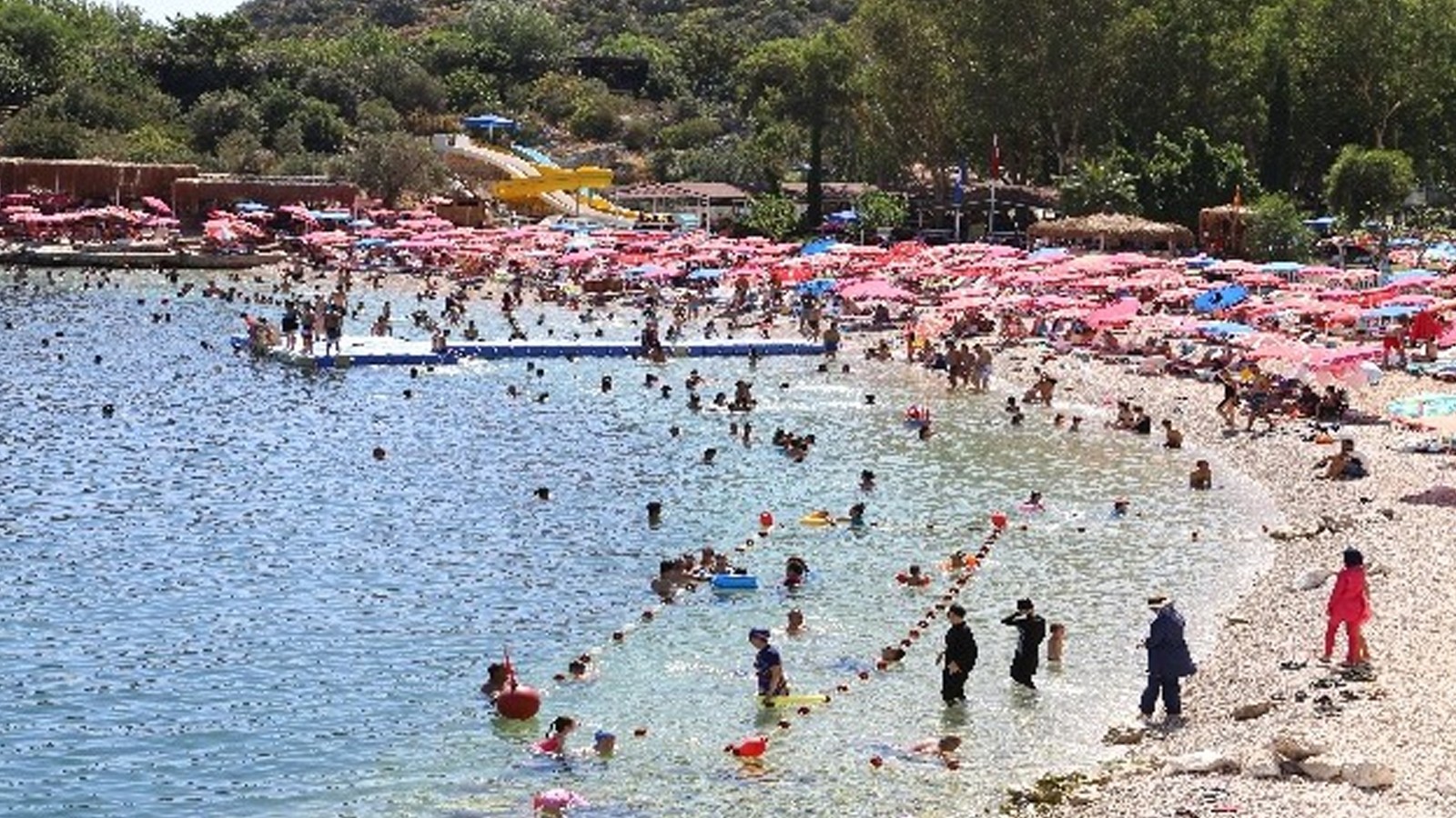 Antalya'da en yüksek deniz suyu sıcaklığı Kaş'ta thumbnail